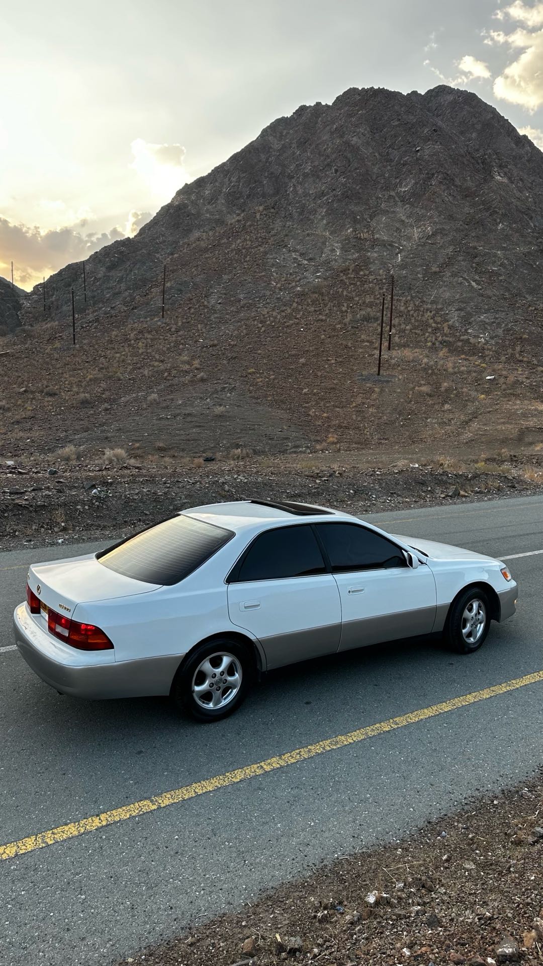 لكزس ES 300 Base 1998