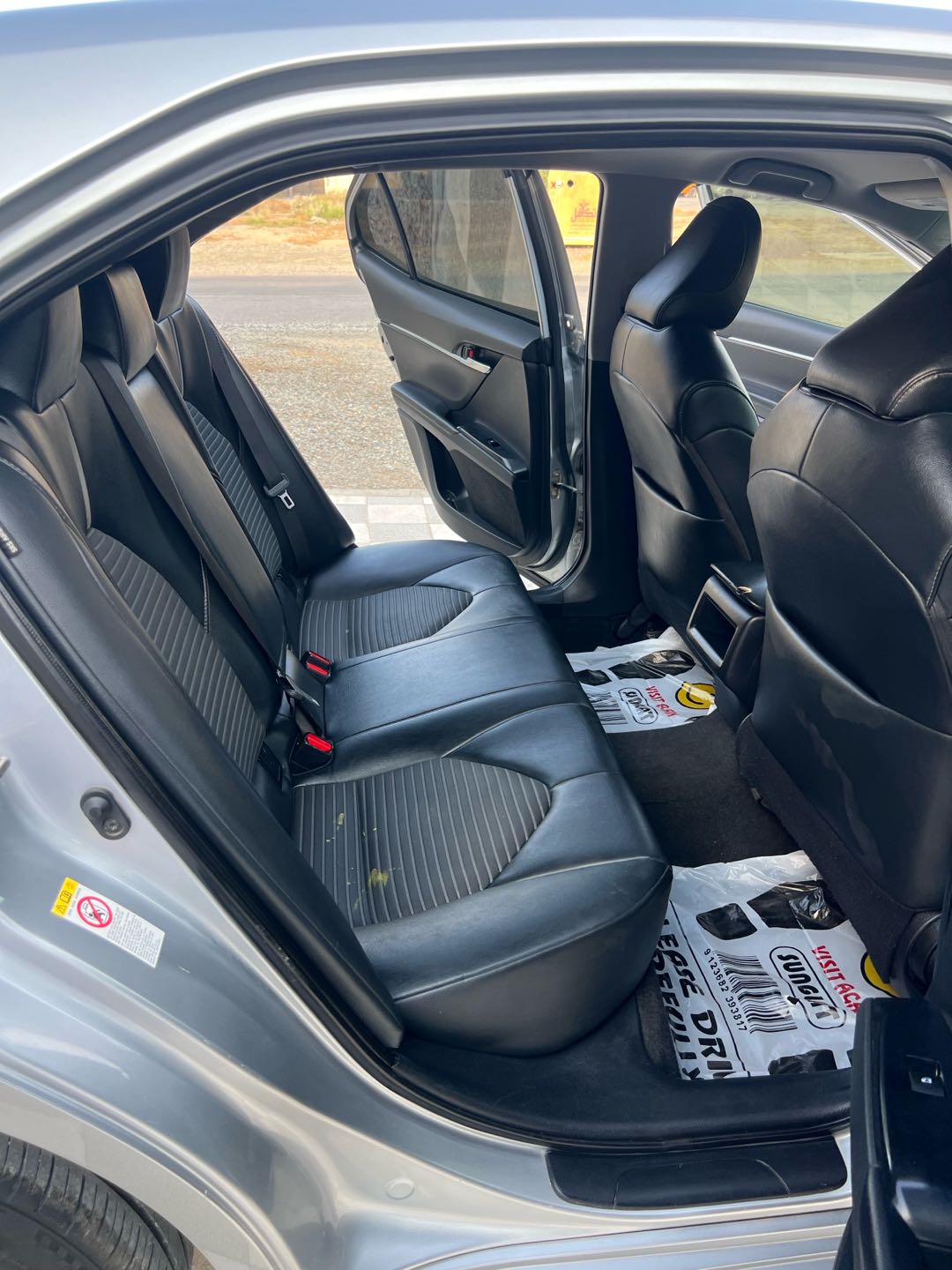 Car Image 2019 TOYOTA CAMRY SE