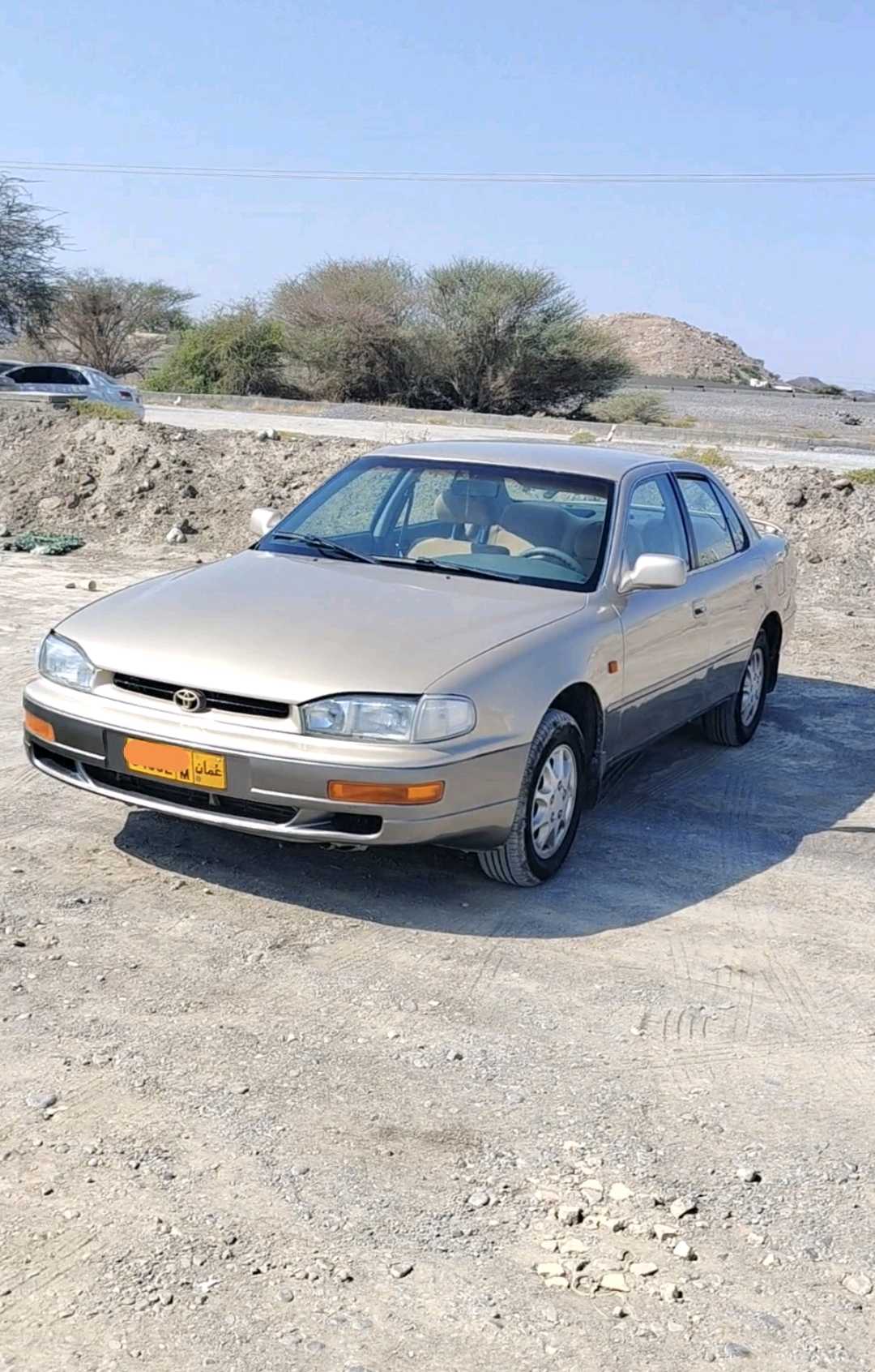 Car Image 1997 TOYOTA CAMRY GL