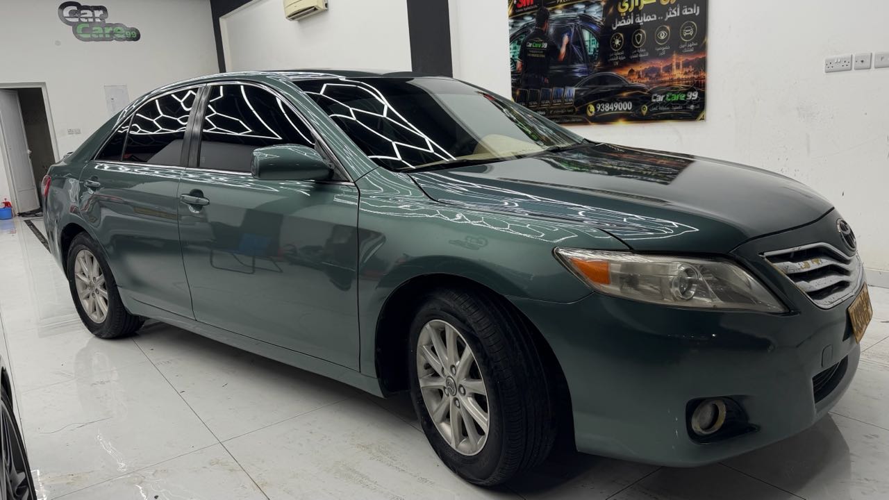 Car Image 2011 TOYOTA CAMRY LE