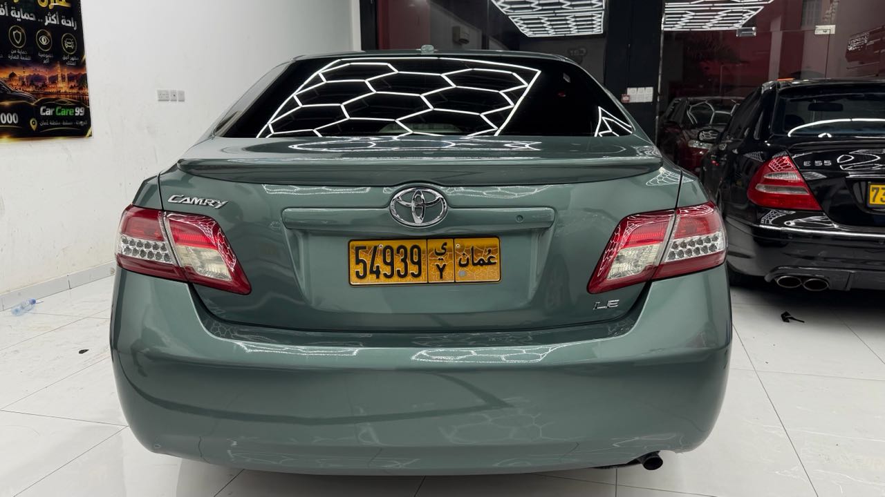 Car Image 2011 TOYOTA CAMRY LE