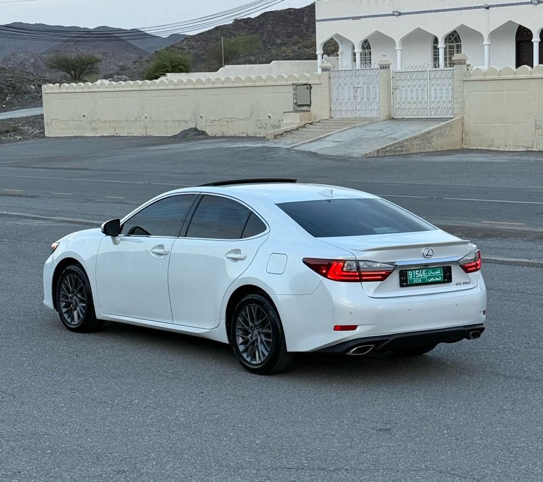 لكزس ES 350 Base 2018