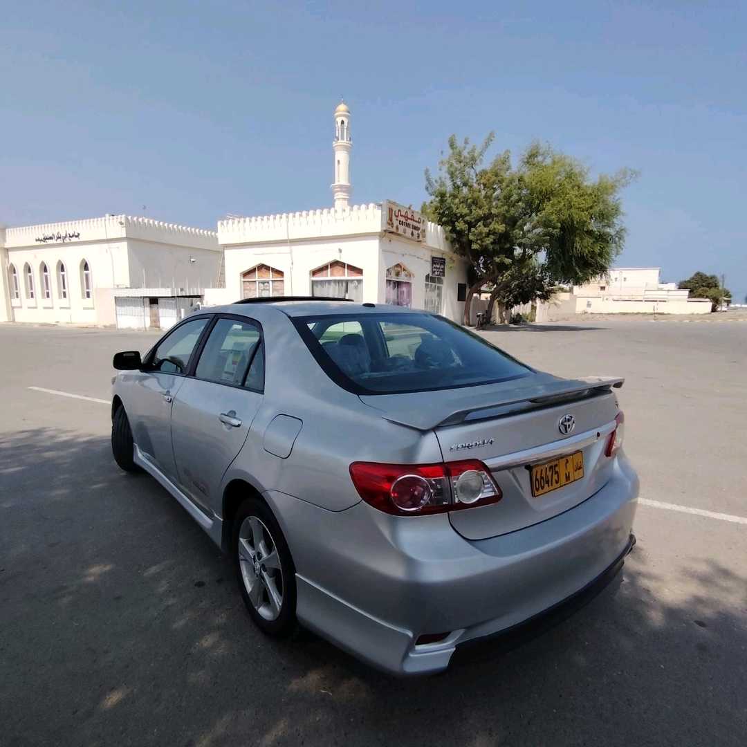 Car Image 2013 TOYOTA COROLLA S