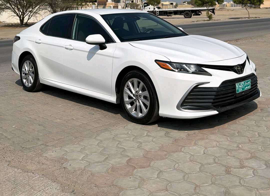 Car Image 2023 TOYOTA CAMRY LE