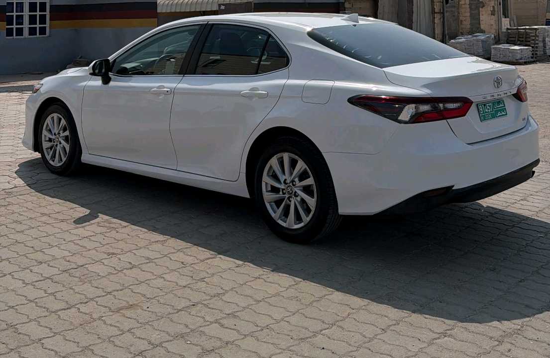 Car Image 2023 TOYOTA CAMRY LE