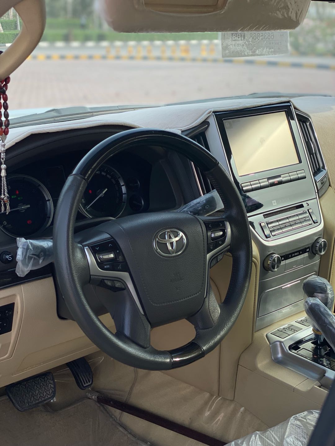 Car Image 2016 TOYOTA LAND CRUISER VX.S