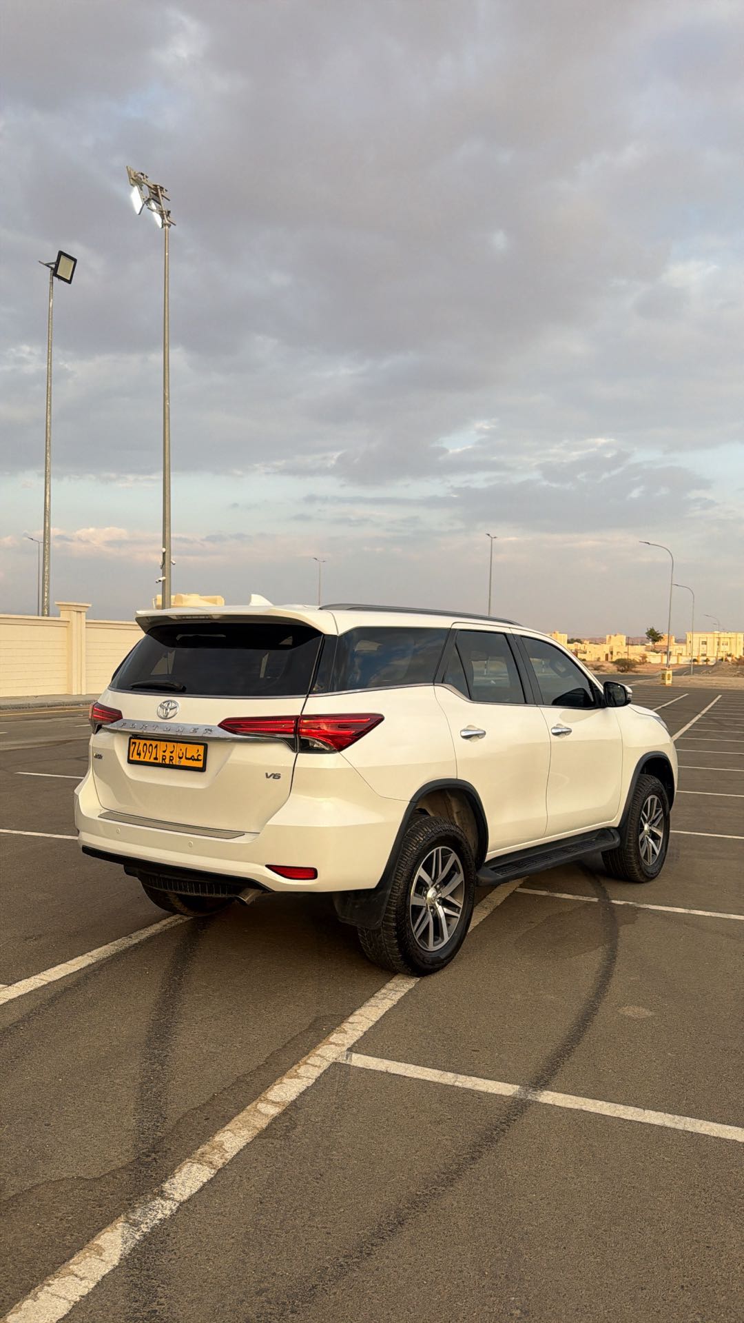 Car Image 2018 TOYOTA FORTUNER VXR