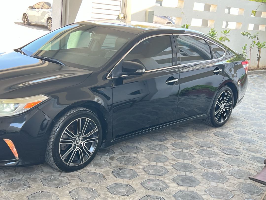 Car Image 2015 TOYOTA AVALON XLE Premium