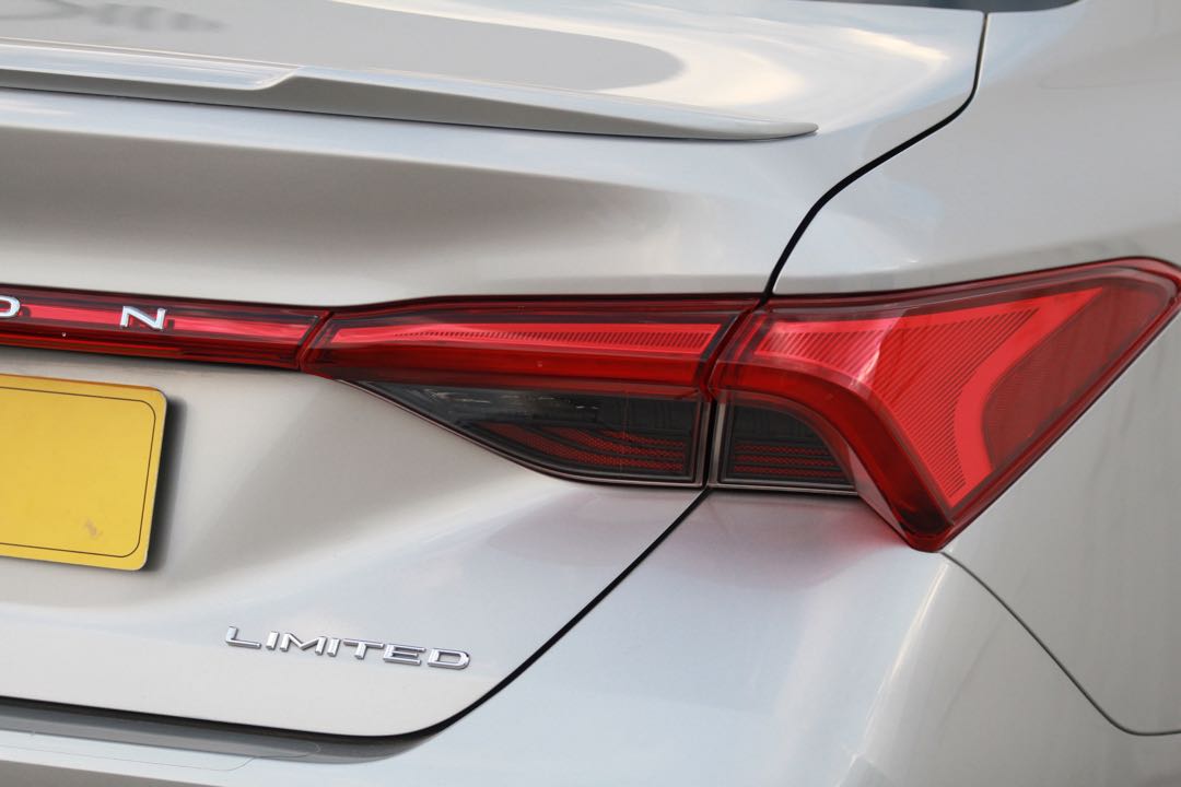 Car Image 2021 TOYOTA AVALON LIMITED