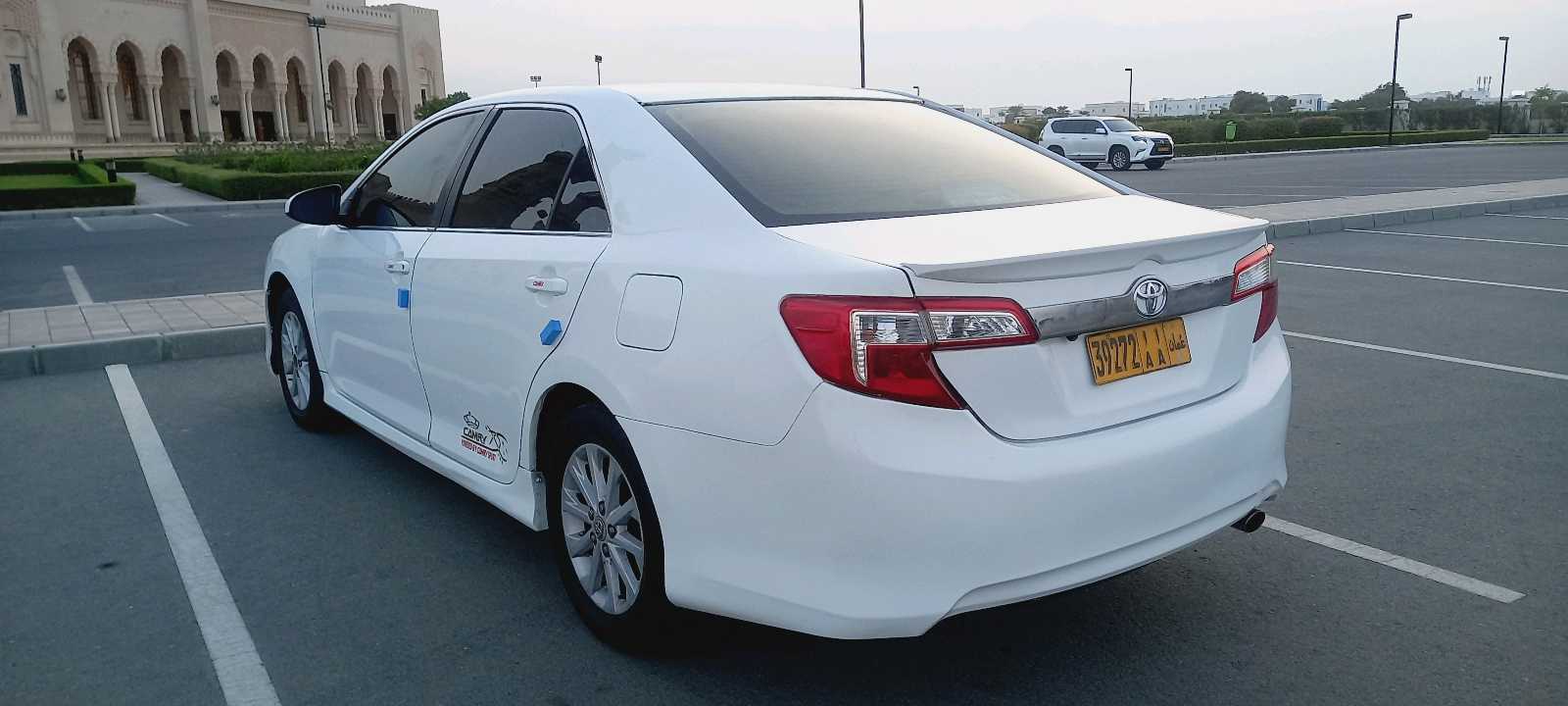 Car Image 2015 TOYOTA CAMRY GL