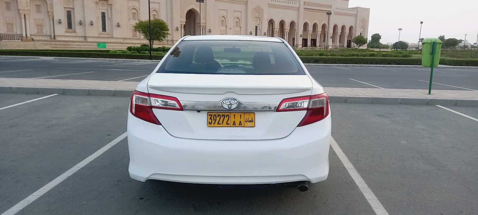 Car Image 2015 TOYOTA CAMRY GL