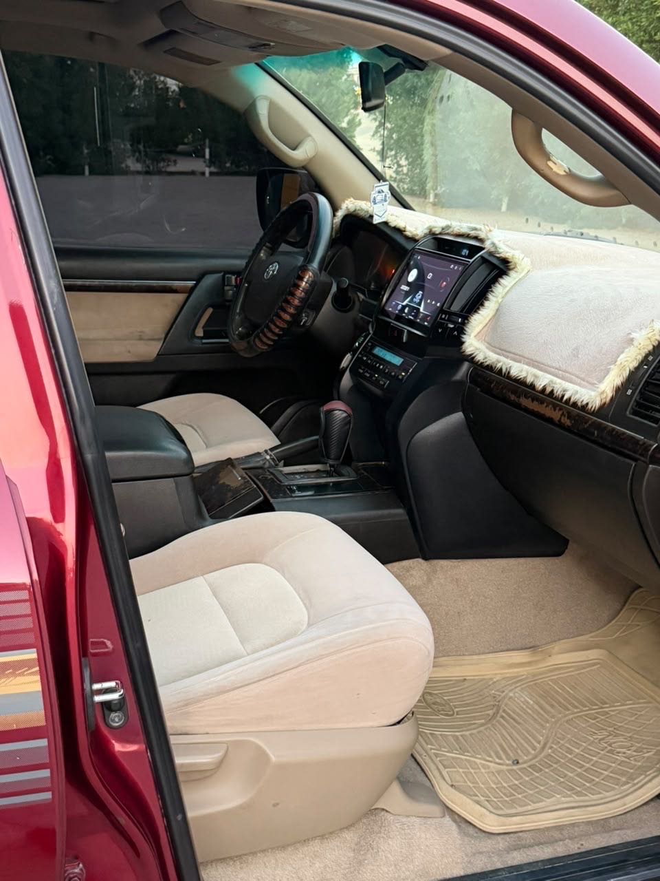 Car Image 2009 TOYOTA LAND CRUISER GX.R