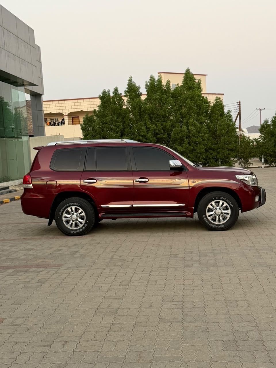 Car Image 2009 TOYOTA LAND CRUISER GX.R