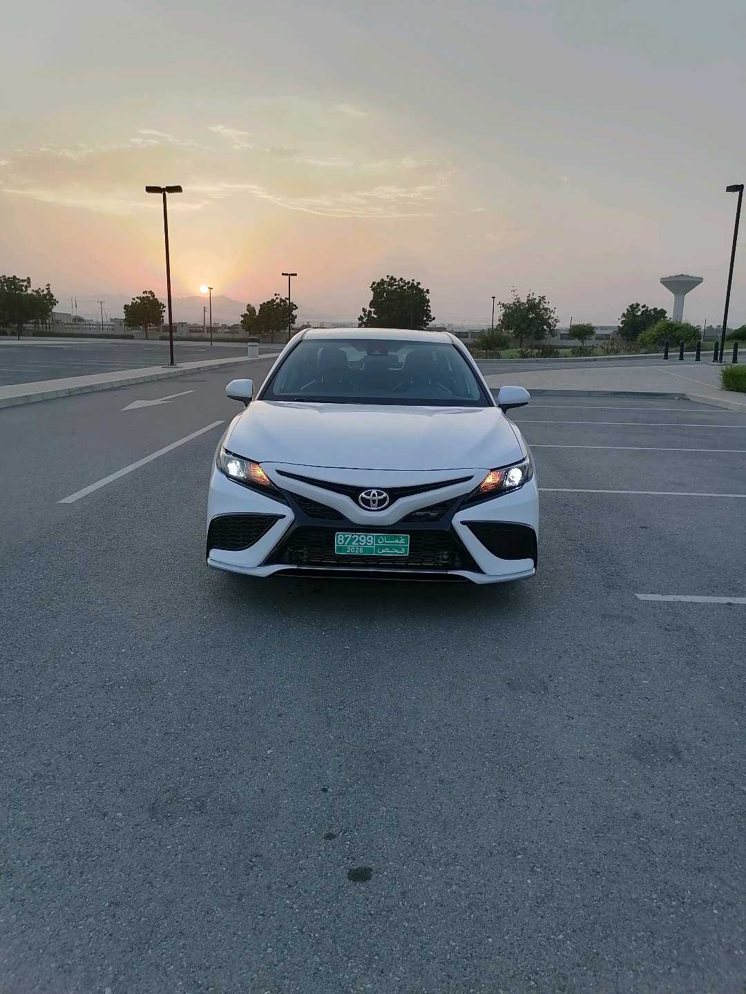 Car Image 2021 TOYOTA CAMRY SE