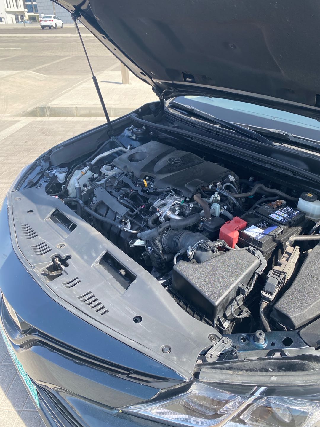 Car Image 2018 TOYOTA CAMRY LE