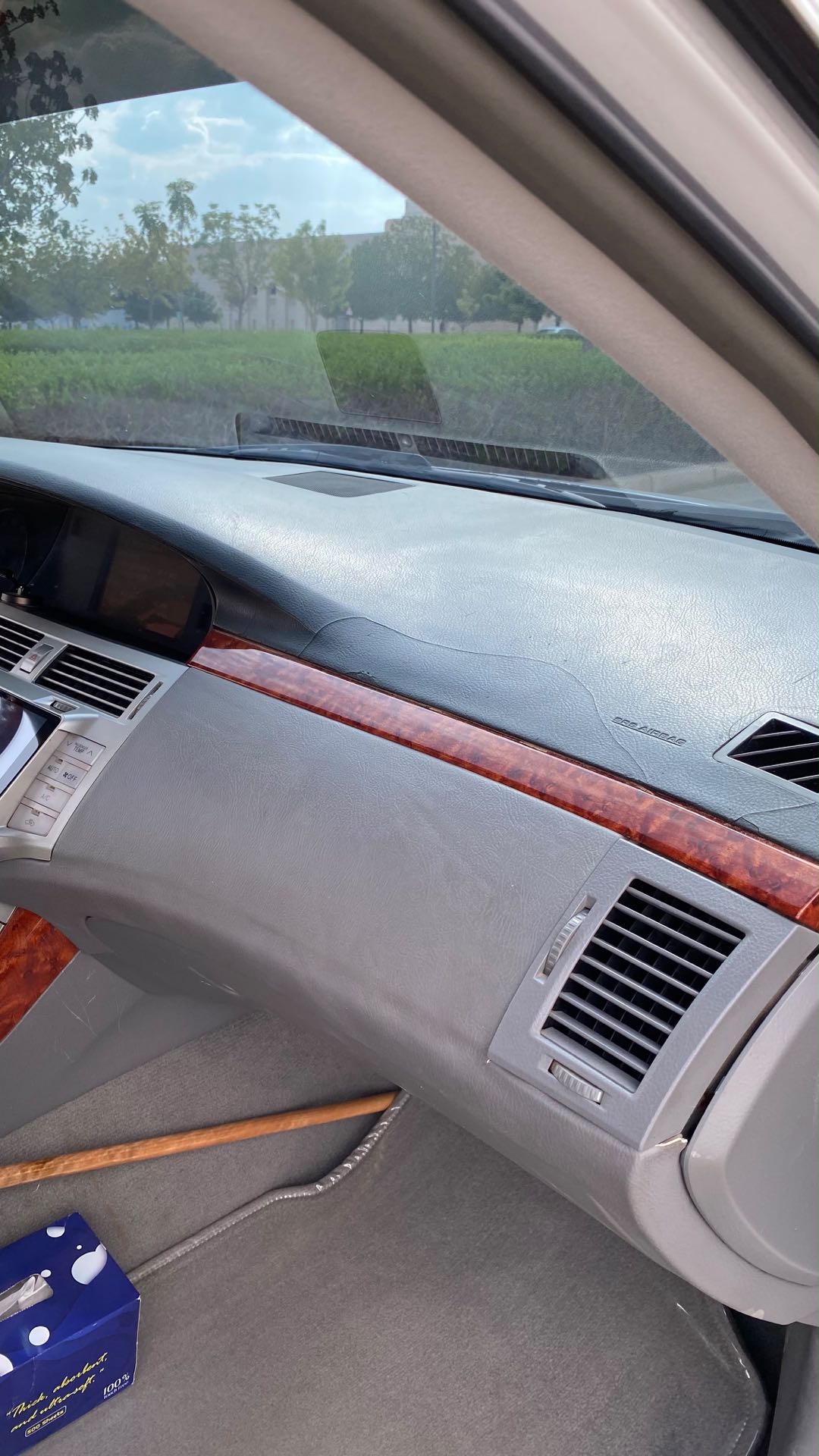 Car Image 2005 TOYOTA AVALON LIMITED