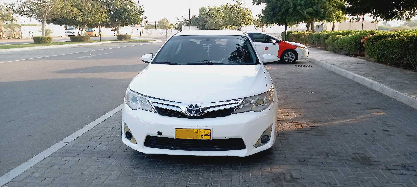 Car Image 2014 TOYOTA CAMRY GL