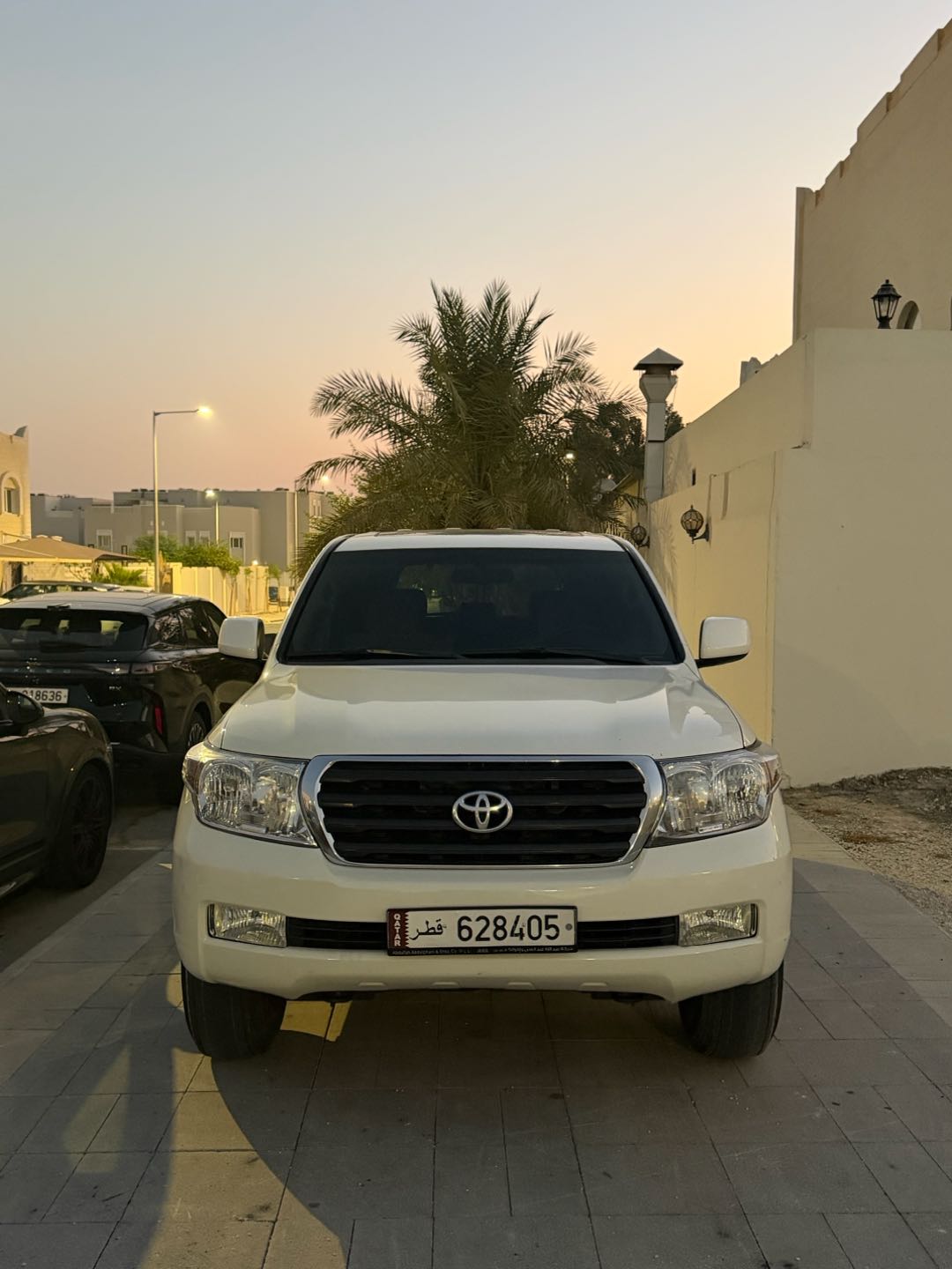 Car Image 2008 TOYOTA LAND CRUISER GX