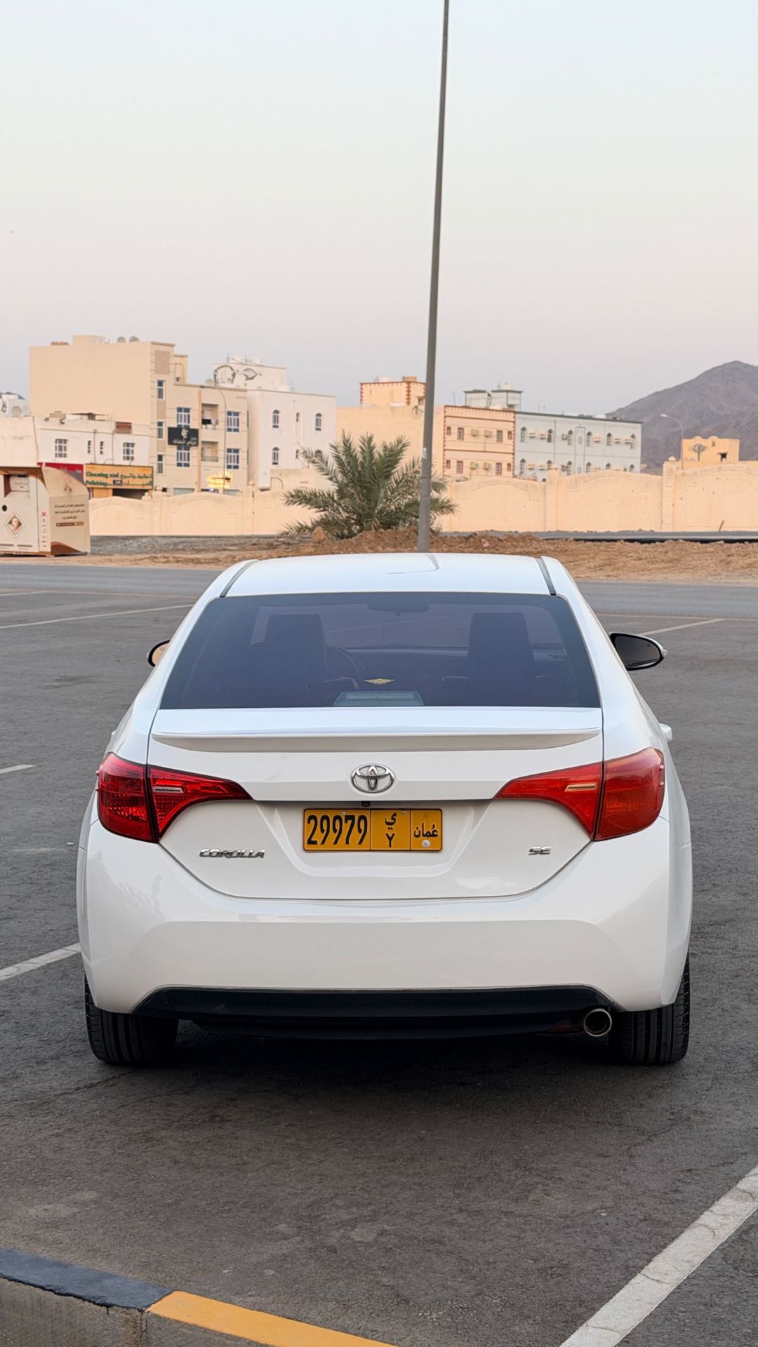 Car Image 2017 TOYOTA COROLLA SE Plus