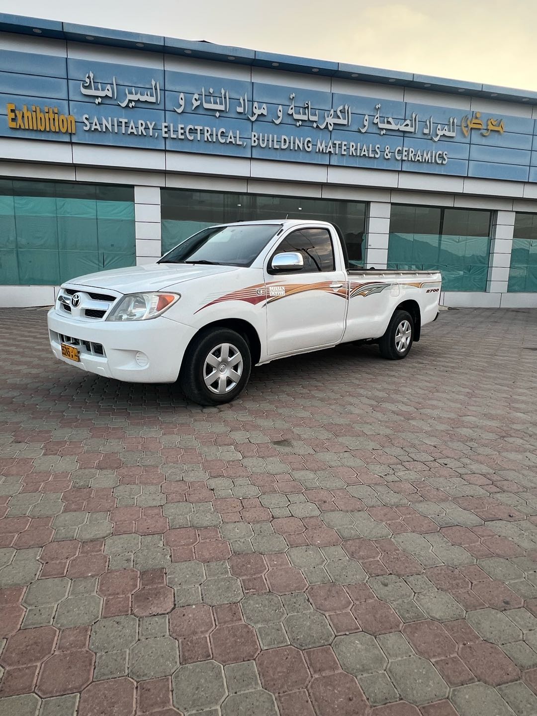 Car Image 2008 TOYOTA HILUX 2.7