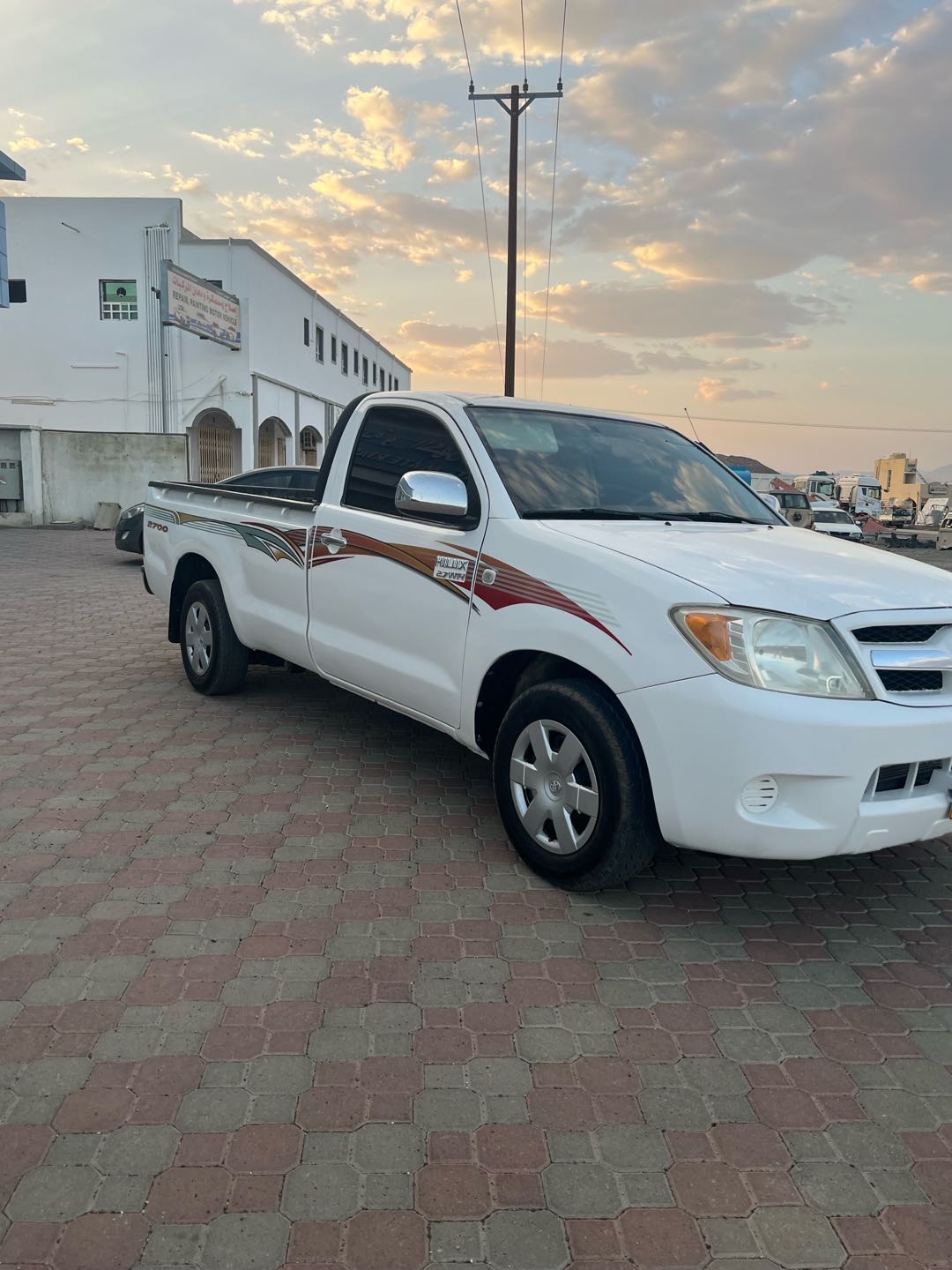 Car Image 2008 TOYOTA HILUX 2.7