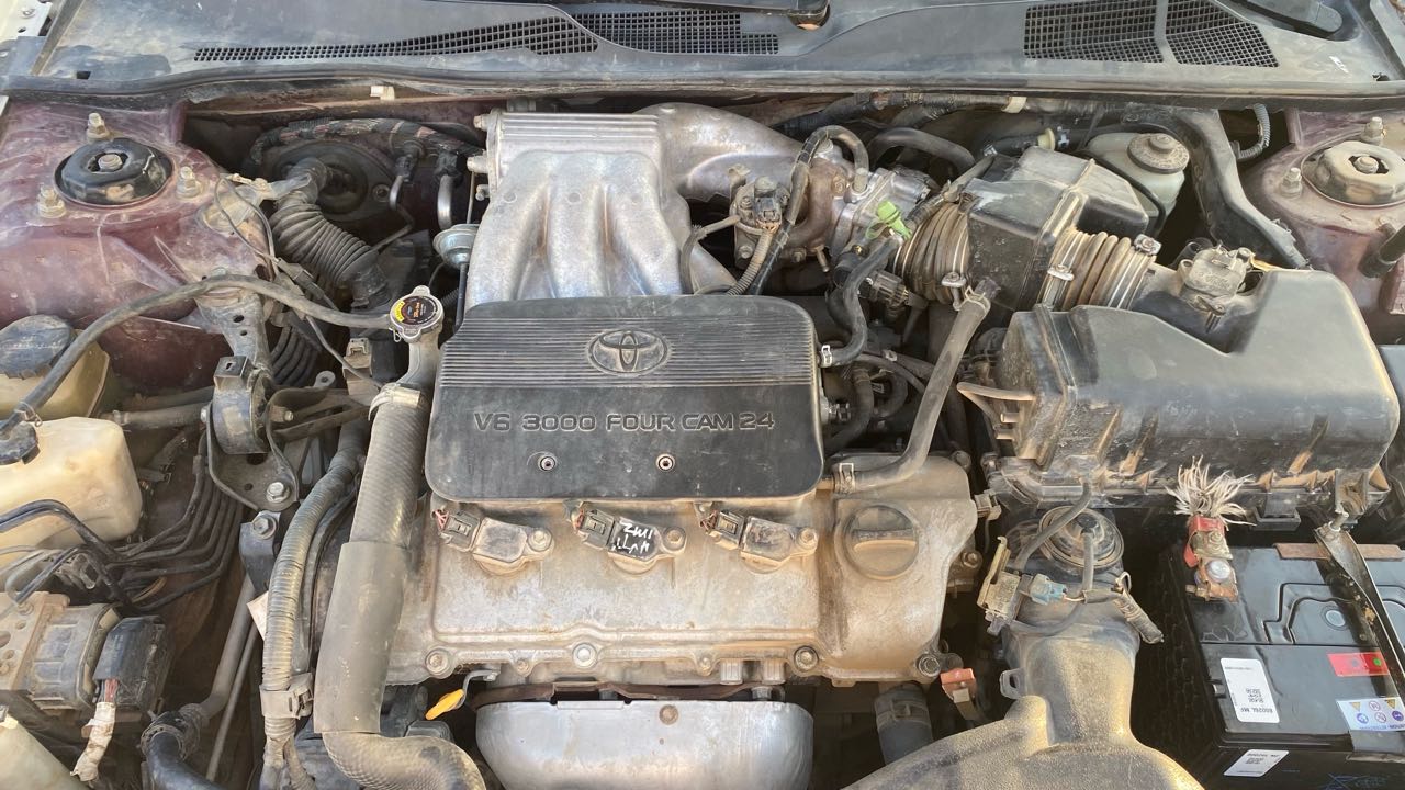 Car Image 2002 TOYOTA CAMRY SE