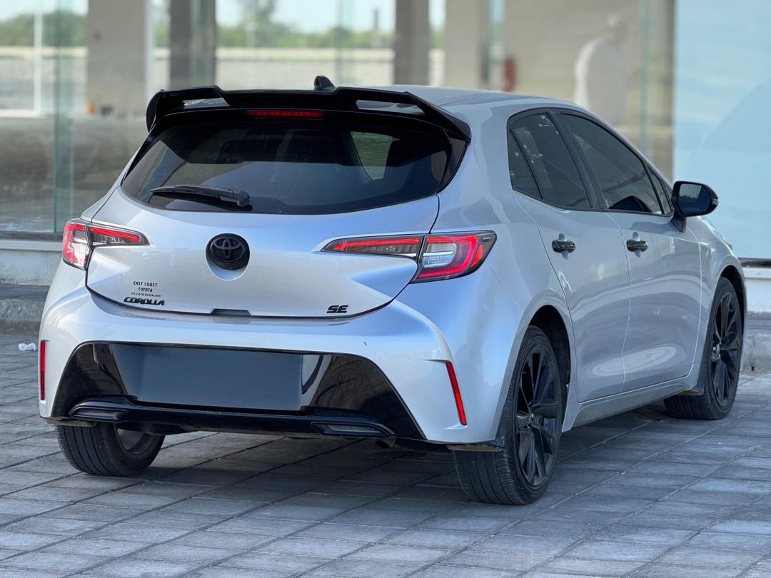 Car Image 2021 TOYOTA COROLLA Hatchback