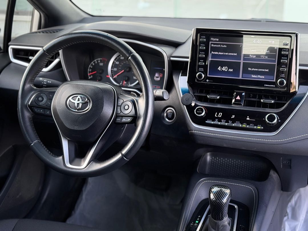 Car Image 2021 TOYOTA COROLLA Hatchback