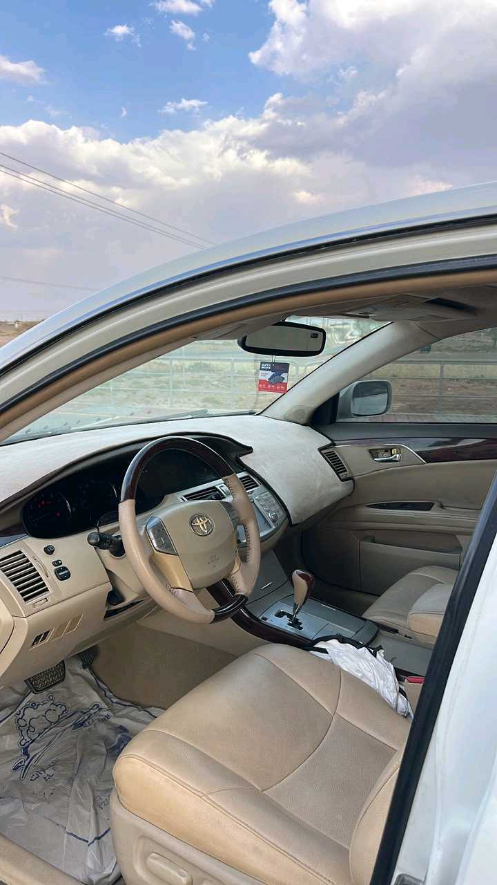 Car Image 2008 TOYOTA AVALON XL