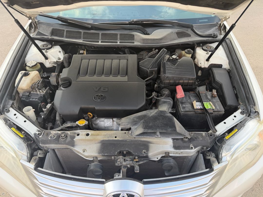 Car Image 2012 TOYOTA AVALON XLE