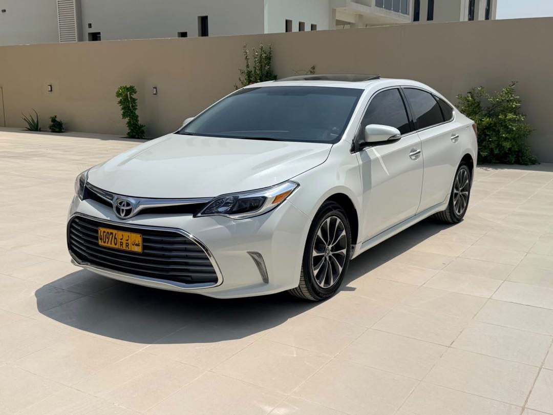 Car Image 2016 TOYOTA AVALON XLE Premium