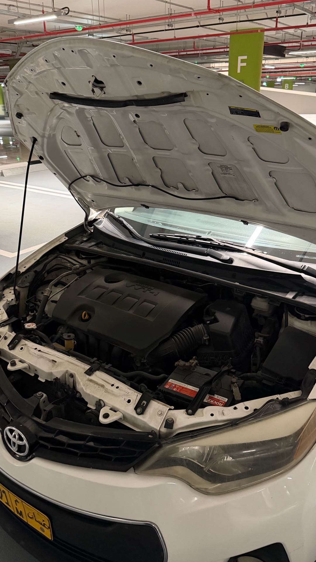 Car Image 2015 TOYOTA COROLLA S