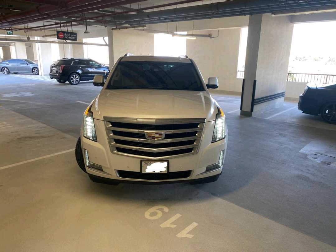 Car Image 2017 CADILLAC ESCALADE Base
