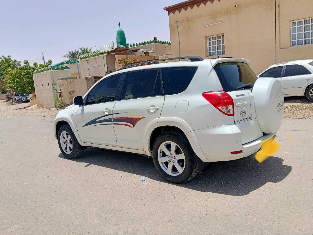 Car Image 2007 TOYOTA RAV4 GX