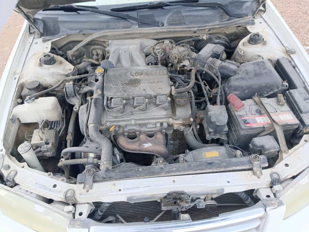 Car Image 2001 TOYOTA CAMRY XLE