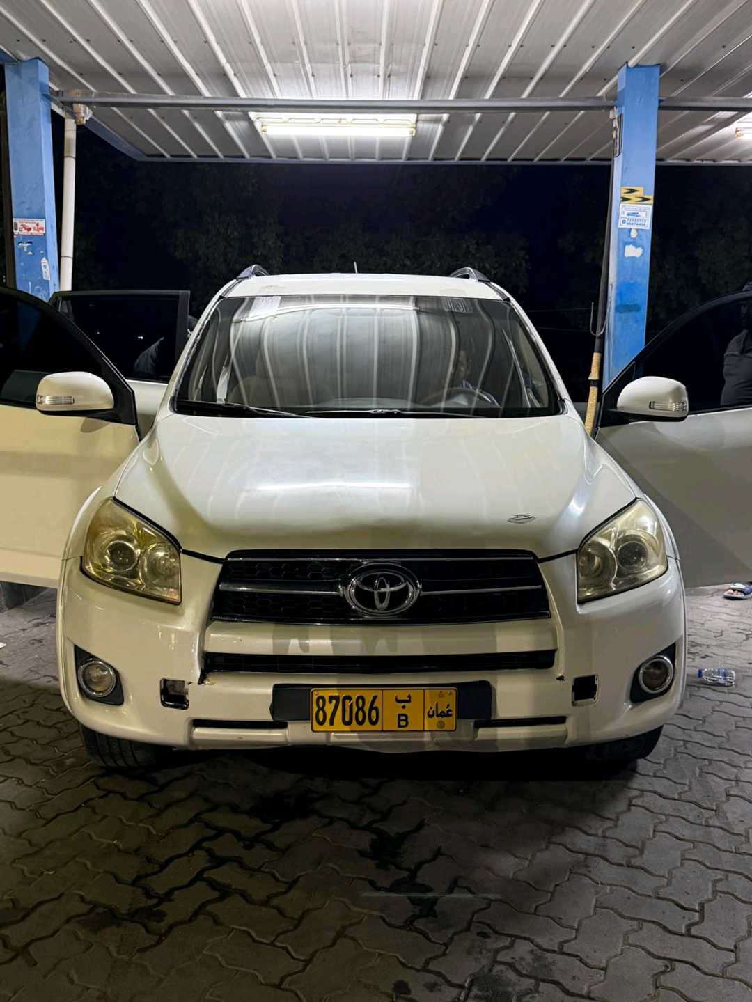 Car Image 2010 TOYOTA RAV4 Basic