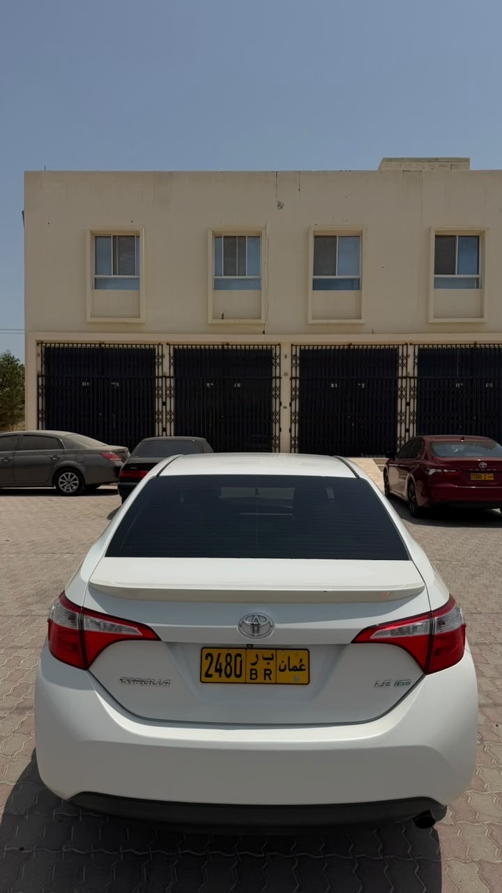 Car Image 2016 TOYOTA COROLLA Limited