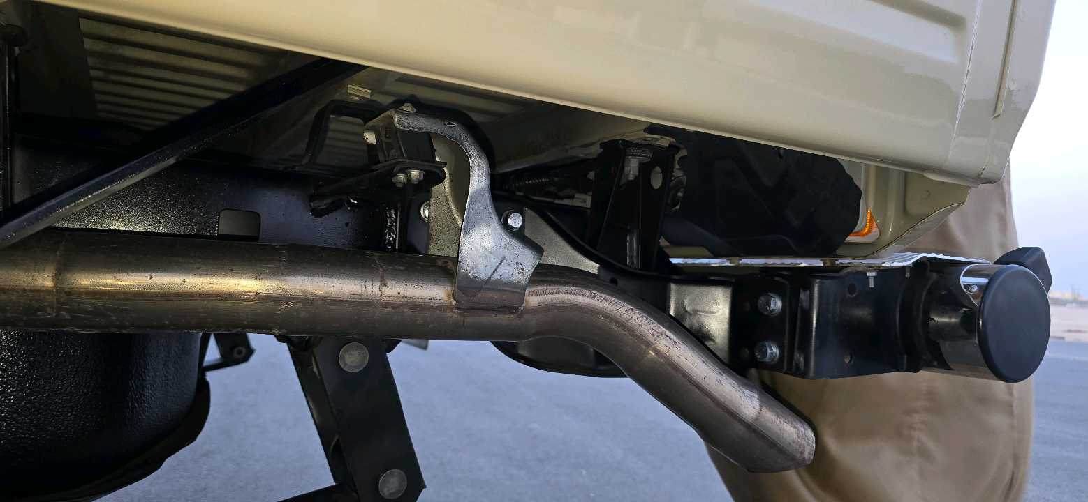 Car Image 2022 TOYOTA Cruiser Pickup GXL