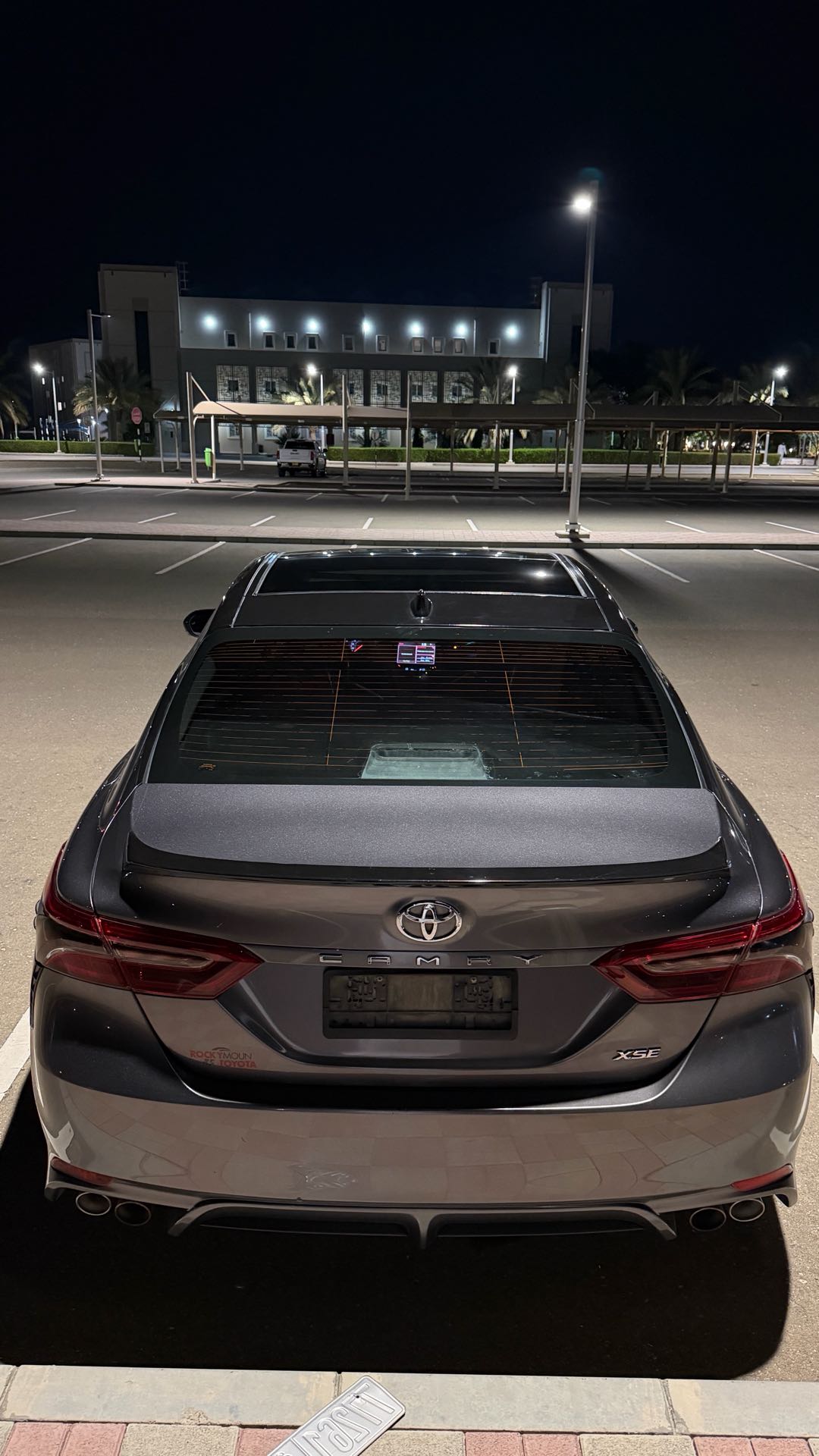 Car Image 2019 TOYOTA CAMRY XSE