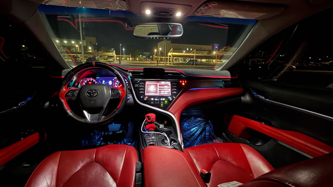 Car Image 2019 TOYOTA CAMRY XSE