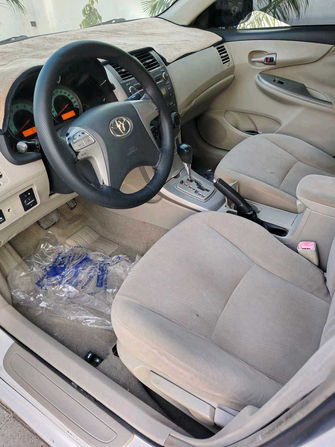 Car Image 2012 TOYOTA COROLLA XLI