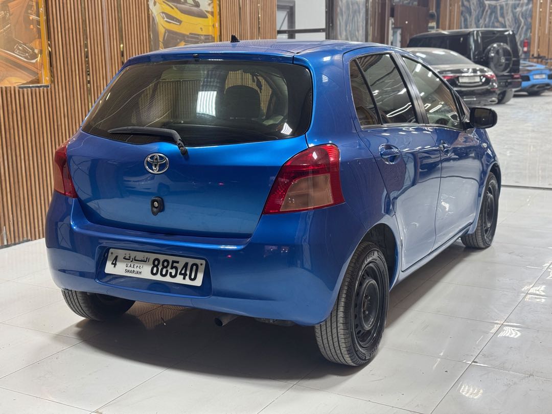Car Image 2007 TOYOTA YARIS L