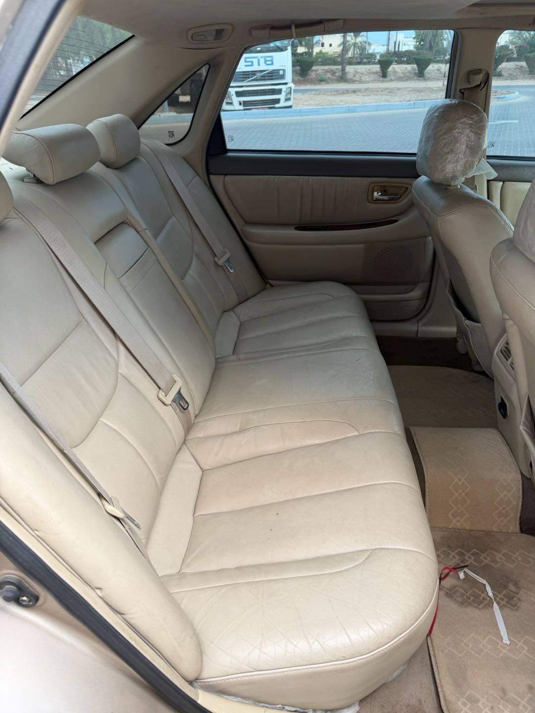 Car Image 2002 TOYOTA AVALON XLS