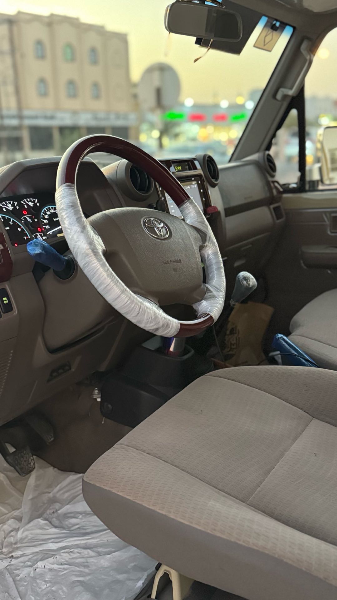 Car Image 2017 TOYOTA Cruiser Pickup AX