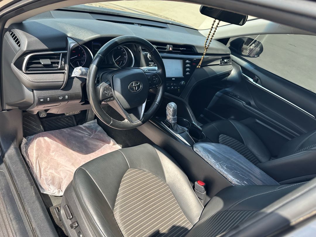 Car Image 2020 TOYOTA CAMRY SE