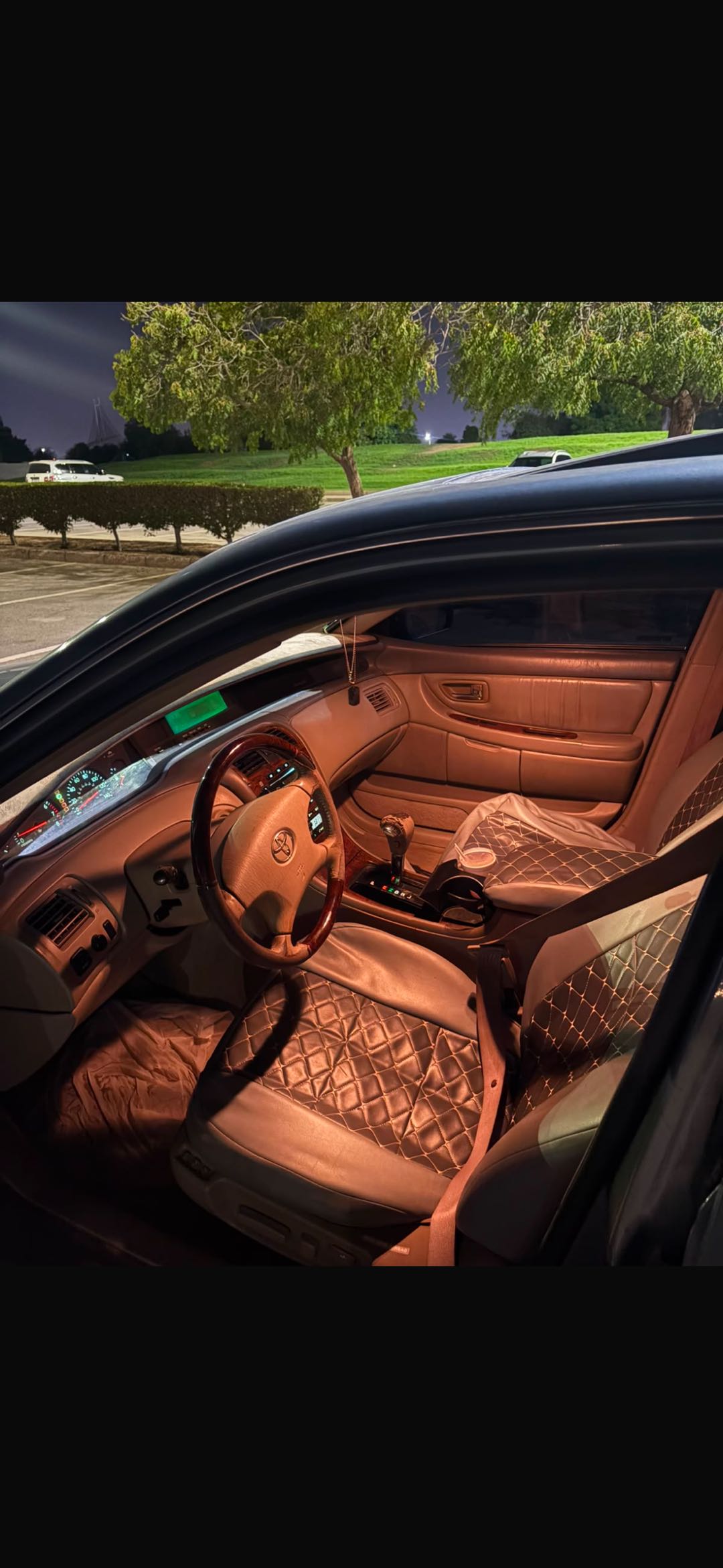 TOYOTA AVALON XLS 2004