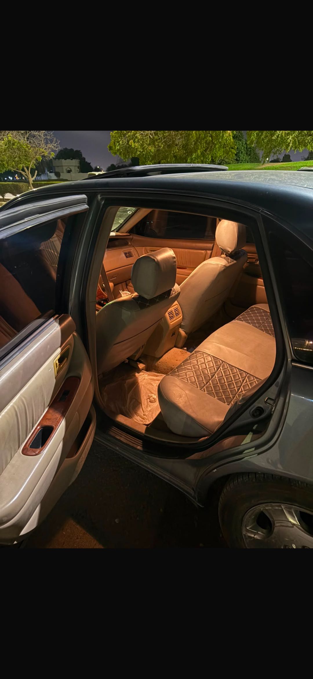 Car Image 2004 TOYOTA AVALON XLS