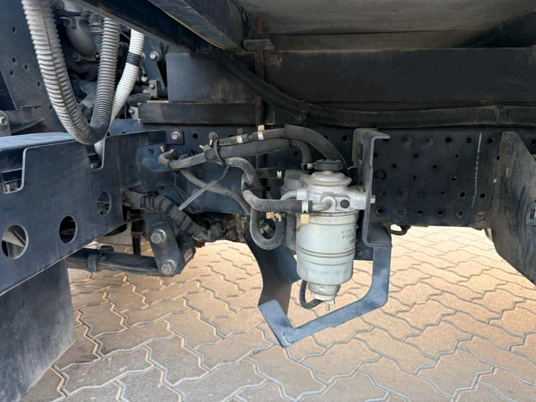 Car Image 2022 ISUZU N-Series 