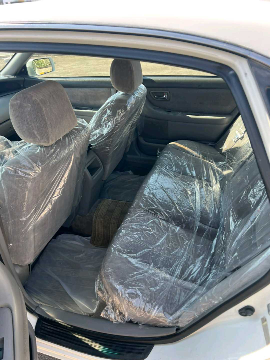 Car Image 2001 TOYOTA AVALON XL