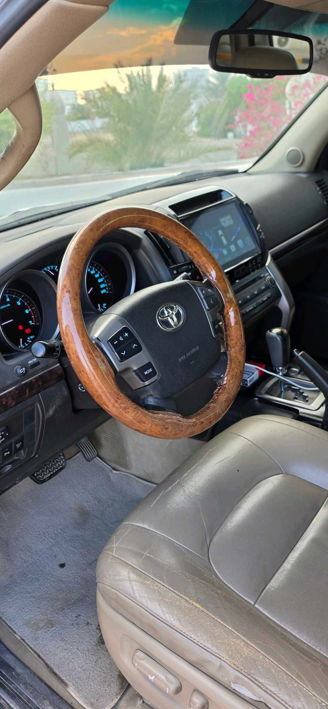 Car Image 2009 TOYOTA LAND CRUISER VX.R